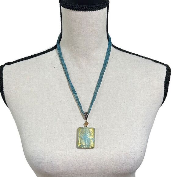 Multi strand beaded necklace with large glass pendant - Picture 1 of 4